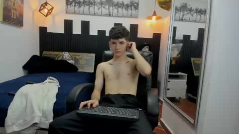 Snapshot of trevor_mob chatting on 06.16.26 trevor_mob online show from 06.16.26