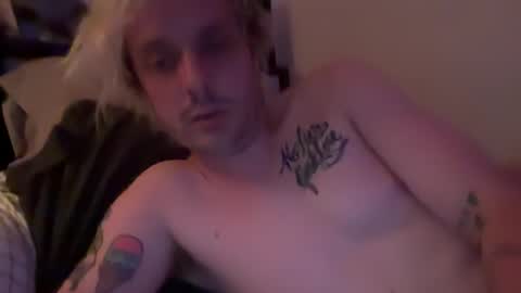 Snapshot of trevrawr69 chatting on 05.28.26 trevrawr69 online show from 05.28.26