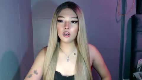 trexie_fucks15 online show from 09.29.25