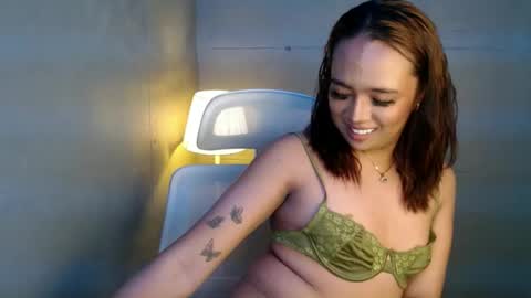 trexie_fucks15 online show from 04.04.26