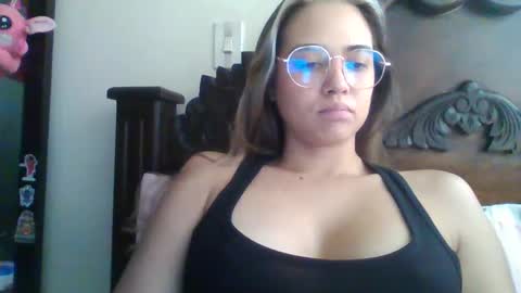 triana_bell online show from 01.03.25