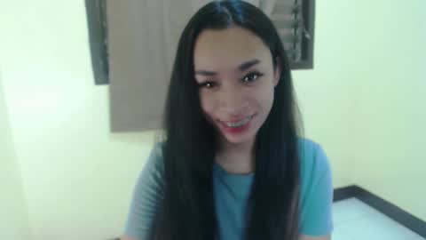 Snapshot of tricia_slut chatting on 03.08.25 tricia_slut online show from 03.08.25