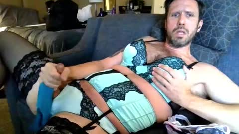 triciawu22 online show from 01.03.25