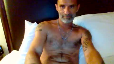 Snapshot of trickymee13 chatting on 09.15.25 trickymee13 online show from 09.15.25
