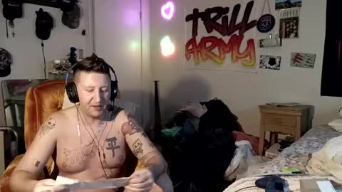 trillnonymau5 online show from 12.16.24