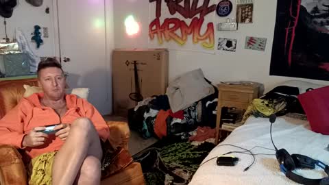 trillnonymau5 online show from 12.20.24