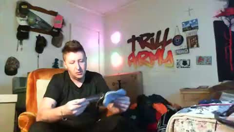 trillnonymau5 online show from 01.08.25