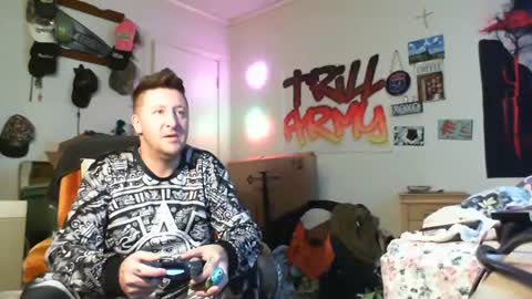 trillnonymau5 online show from 01.12.25