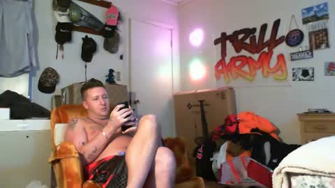 trillnonymau5 online show from 01.21.25