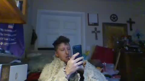 trillnonymau5 online show from 01.27.25