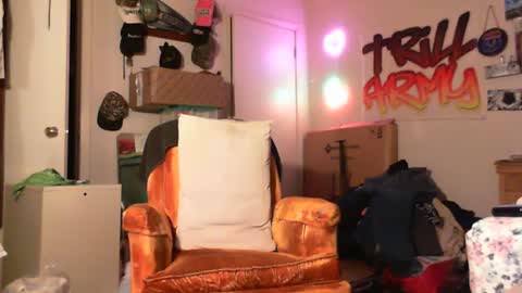 trillnonymau5 online show from 01.30.25