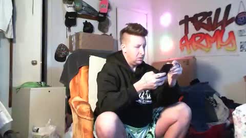 trillnonymau5 online show from 01.30.25