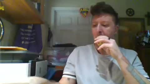 trillnonymau5 online show from 02.23.25