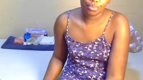 trina_z online show from 06.18.26