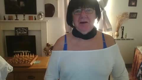 trinity1011 online show from 01.03.25