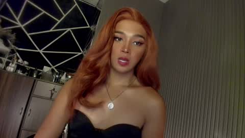 Snapshot of trinityfucksyou chatting on 12.29.24 Ms Ella online show from 12.29.24