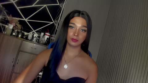 Snapshot of trinityfucksyou chatting on 02.20.25 Ms Ella online show from 02.20.25