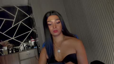 Snapshot of trinityfucksyou chatting on 02.26.25 Ms Ella online show from 02.26.25