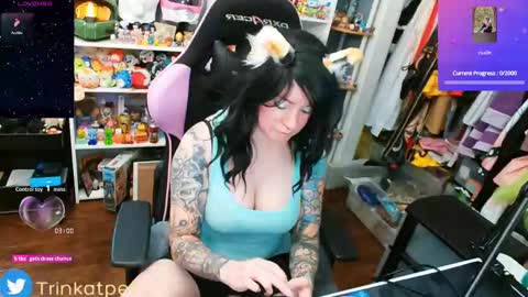 Trin Kat pet online show from 09.30.25