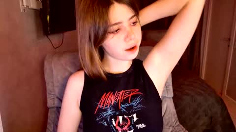 Snapshot of tripleprinces chatting on 11.11.25 tripleprinces online show from 11.11.25