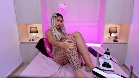 TRISHA online show from 02.15.25