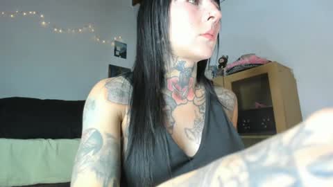 Snapshot of tristan_fantasycam22 chatting on 06.15.26 Tristan And Samara online show from 06.15.26