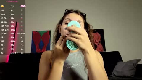 trixibell online show from 10.03.25