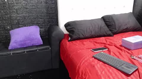 trixxiee_ online show from 09.25.25