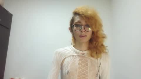 Trixy Rose online show from 03.09.25