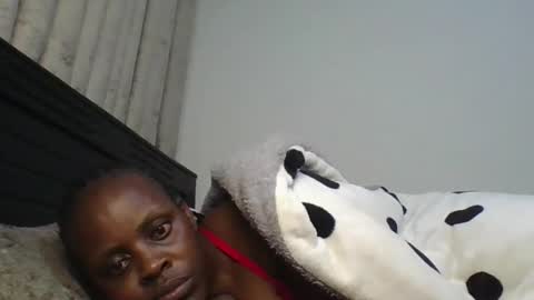 Snapshot of trizzer2030 chatting on 12.01.25 trizzer2030 online show from 12.01.25