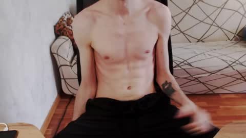 I POST MY FUCKING VIDEOS AND PICS    online show from 04.05.26