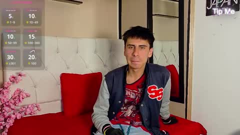 Troy online show from 10.03.25