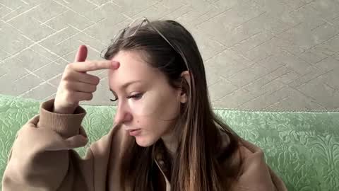 Hello Viola here   Help me to make 50 thumbs up 333 online show from 04.10.26