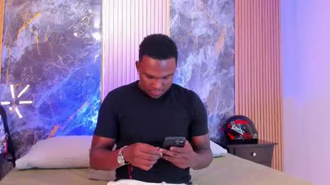 Snapshot of troykhalil chatting on 10.12.25 Troy Khalil online show from 10.12.25