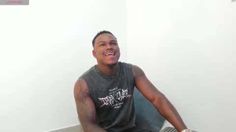 Snapshot of troykhalil chatting on 11.10.25 Troy Khalil online show from 11.10.25