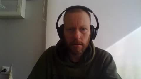 Snapshot of truble1 chatting on 03.05.26 eros online show from 03.05.26