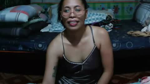 Snapshot of truefilipinabeauty chatting on 04.25.26 emily online show from 04.25.26