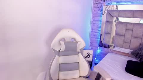   online show from 12.03.24