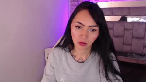   online show from 02.11.25