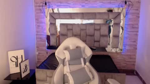   online show from 02.22.25