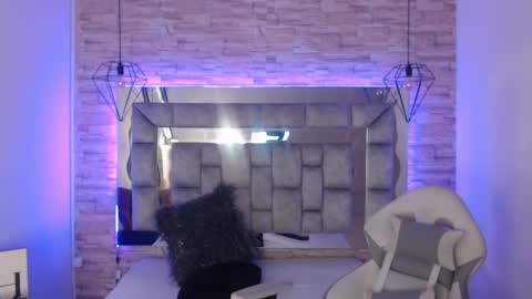   online show from 02.24.25