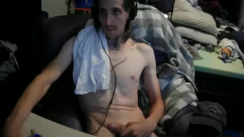 truewoodpecker online show from 09.10.25