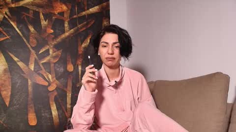 Snapshot of trynaruh chatting on 02.07.25 Judith online show from 02.07.25