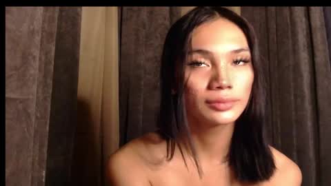 Snapshot of ts_athisa chatting on 10.10.25 ts_athisa online show from 10.10.25