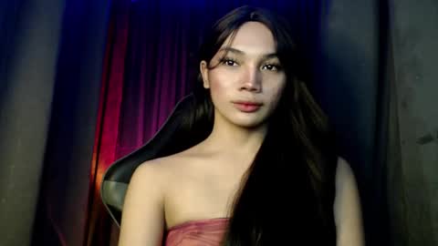 Snapshot of ts_athisa chatting on 10.22.25 ts_athisa online show from 10.22.25