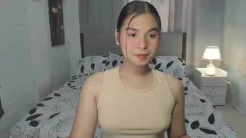 Snapshot of ts_barbie28 chatting on 02.20.25 KC online show from 02.20.25