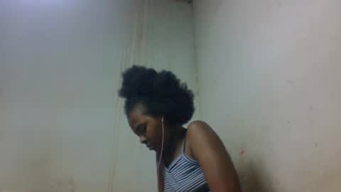 Snapshot of tsaralaza chatting on 11.07.25 tsaralaza online show from 11.07.25