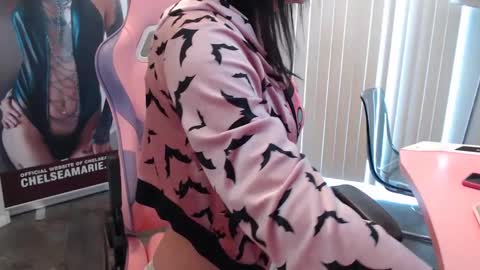 Chelsea Marie online show from 01.31.25