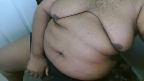 Snapshot of tschub69 chatting on 10.03.25 Dark Bear online show from 10.03.25