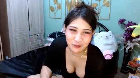 SHENA  online show from 01.20.25